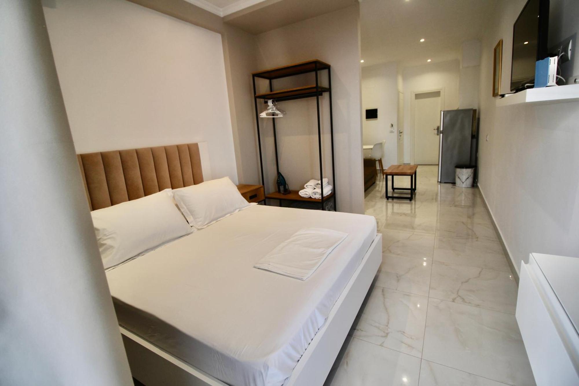 Sela Apartments Саранде Екстериор снимка